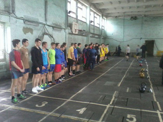 Баскетбол, теннис и гири принесли Орджоникидзе призовые места