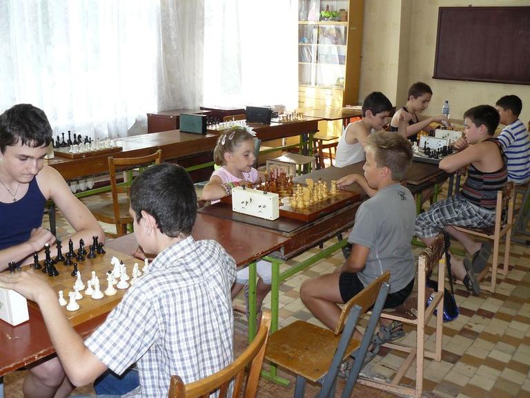 молодь обирає шахи - изображение 1