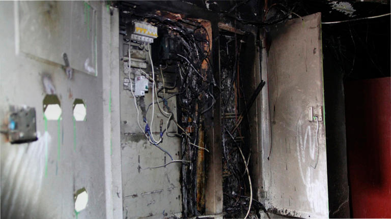 На території міста Покров почастішали випадки підпалювання електрощитів.