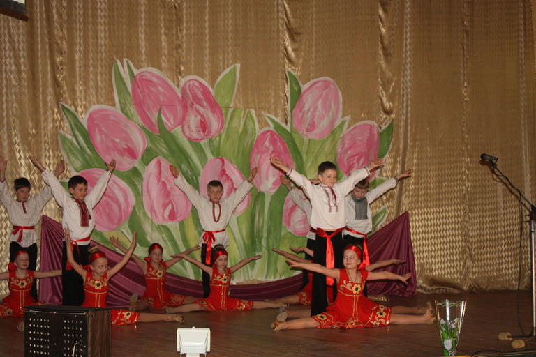 юные танцоры «феерии» поздравили мам с 8 марта ( видео) - изображение 2