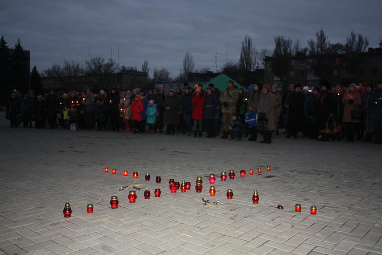 вшанували пам’ять жертв голодоморів (фото, відео) - изображение 1