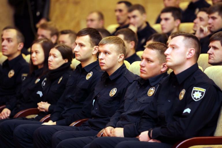 арсен аваков презентував патрульним програму соціального забезпечення правоохоронців системи мвс - изображение 2