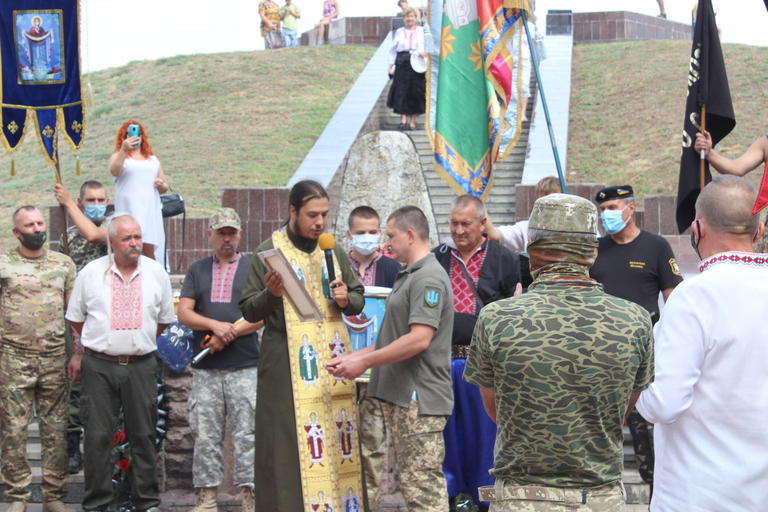 козаки зі всієї україни вшанували пам’ять івана сірка (фото, відео) - зображення 3