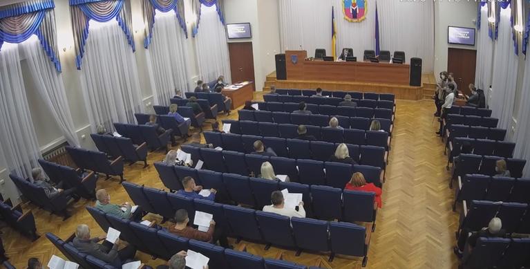 выбрали секретаря, поделили комиссии и утвердили зарплату мэра: на первой сессии покровского городского совета нового созыва - изображение 1