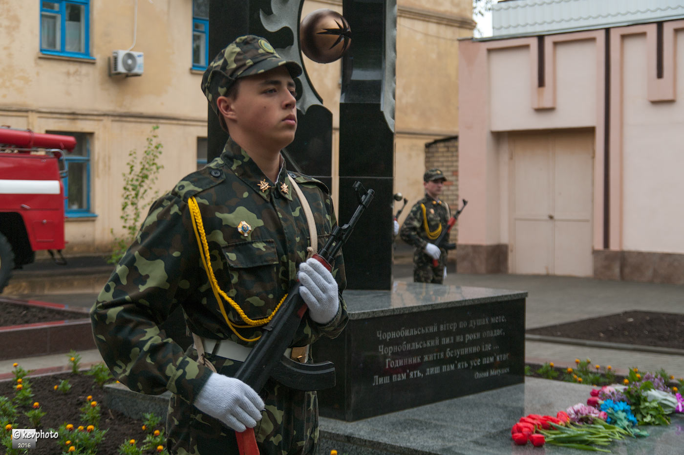 монумент к 30-летию чернобыльской трагедии - изображение 2