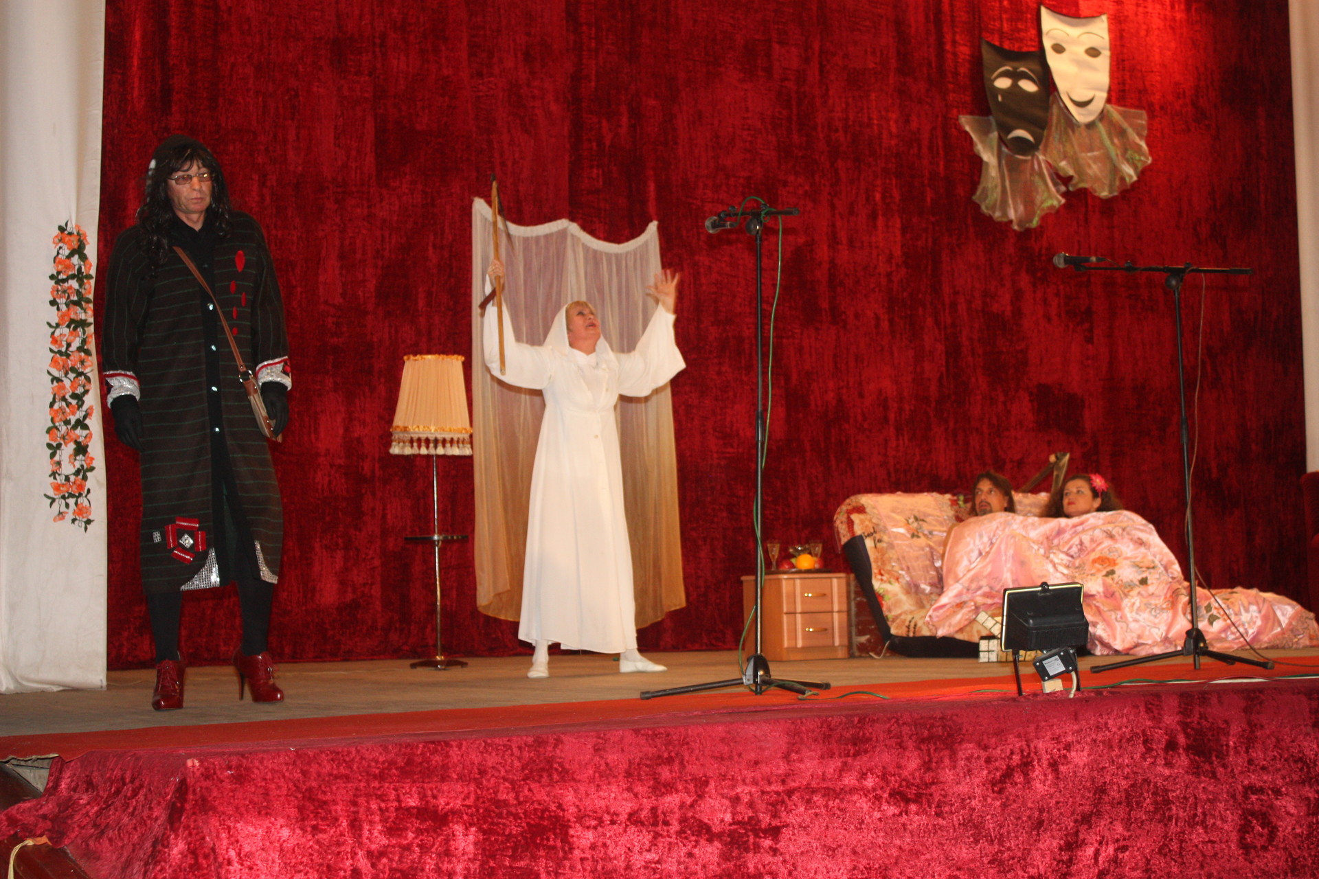 театр снова открыл свои двери - изображение 2 театр снова открыл свои двери - изображение 2