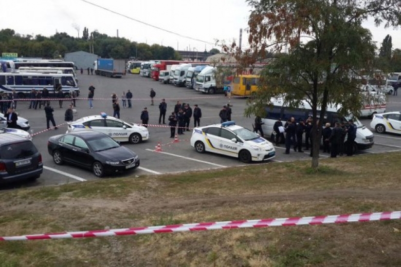 расстрел полицейских в днепре: новые подробности погони и задержание убийцы - изображение 2 расстрел полицейских в днепре: новые подробности погони и задержание убийцы - изображение 2