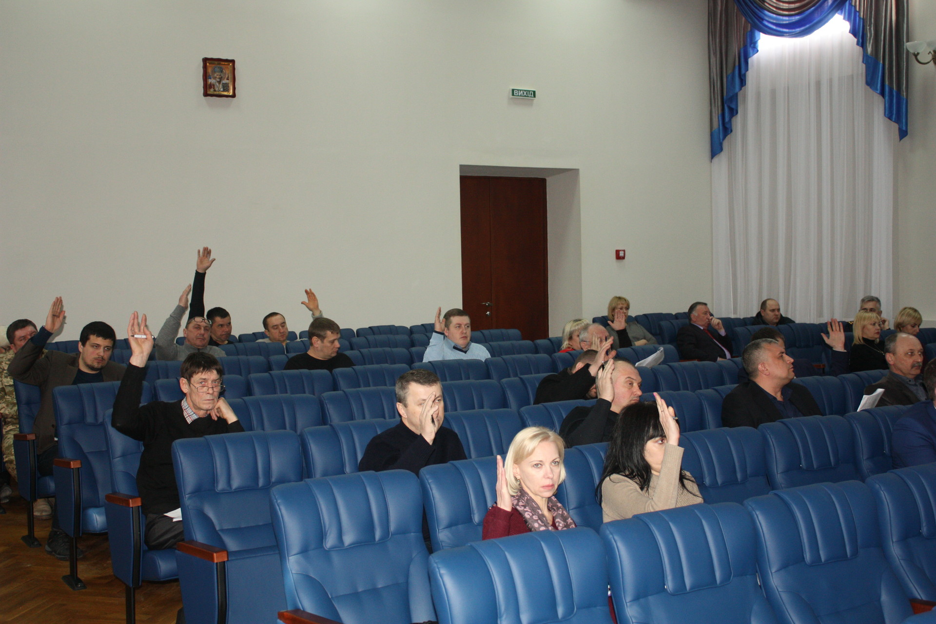 субсидии, прокуратура и коммунальные предприятия: прошла очередная сессия городского совета ( видео) - изображение 3