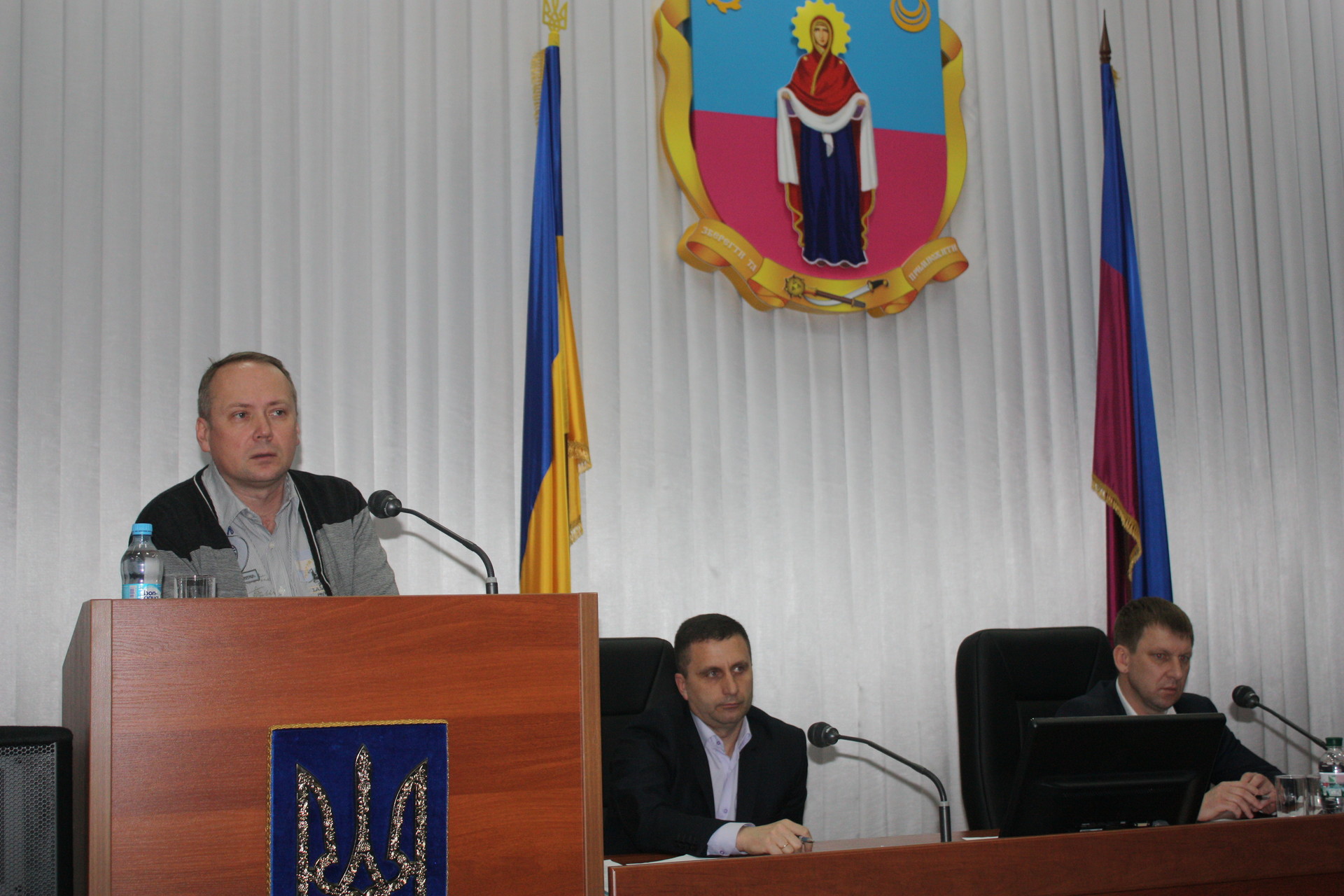 долги  «орджоникидзетеплоэнерго» и список присяжных: прошла очередная сессия горсовета ( видео) - изображение 1