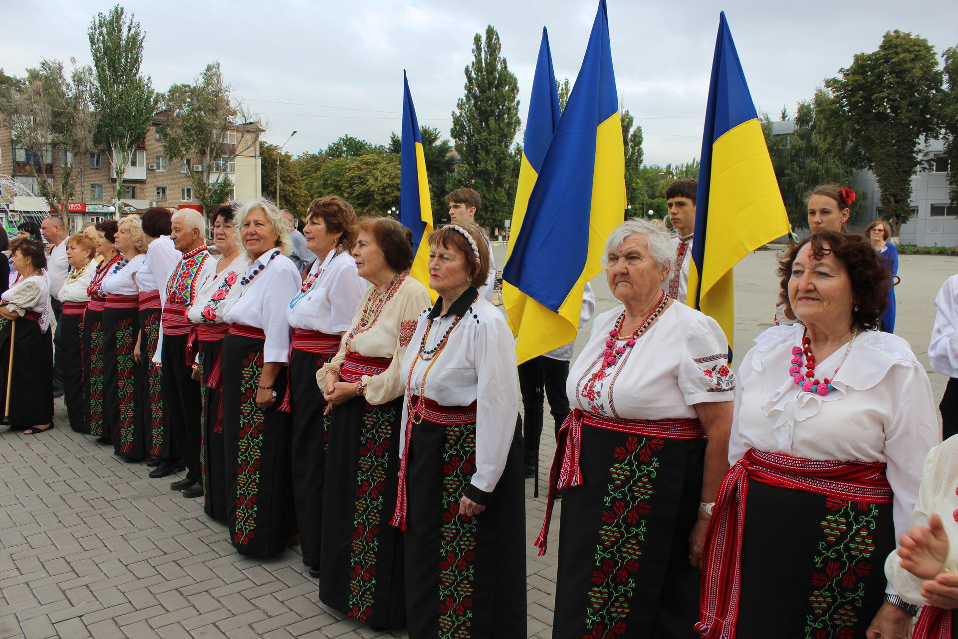 в покрові відзначили день прапора - изображение 1 в покрові відзначили день прапора - изображение 1