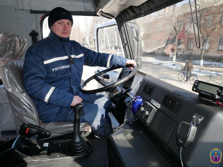 покровским спасателям презентовали новую машину - изображение 4 покровским спасателям презентовали новую машину - изображение 4
