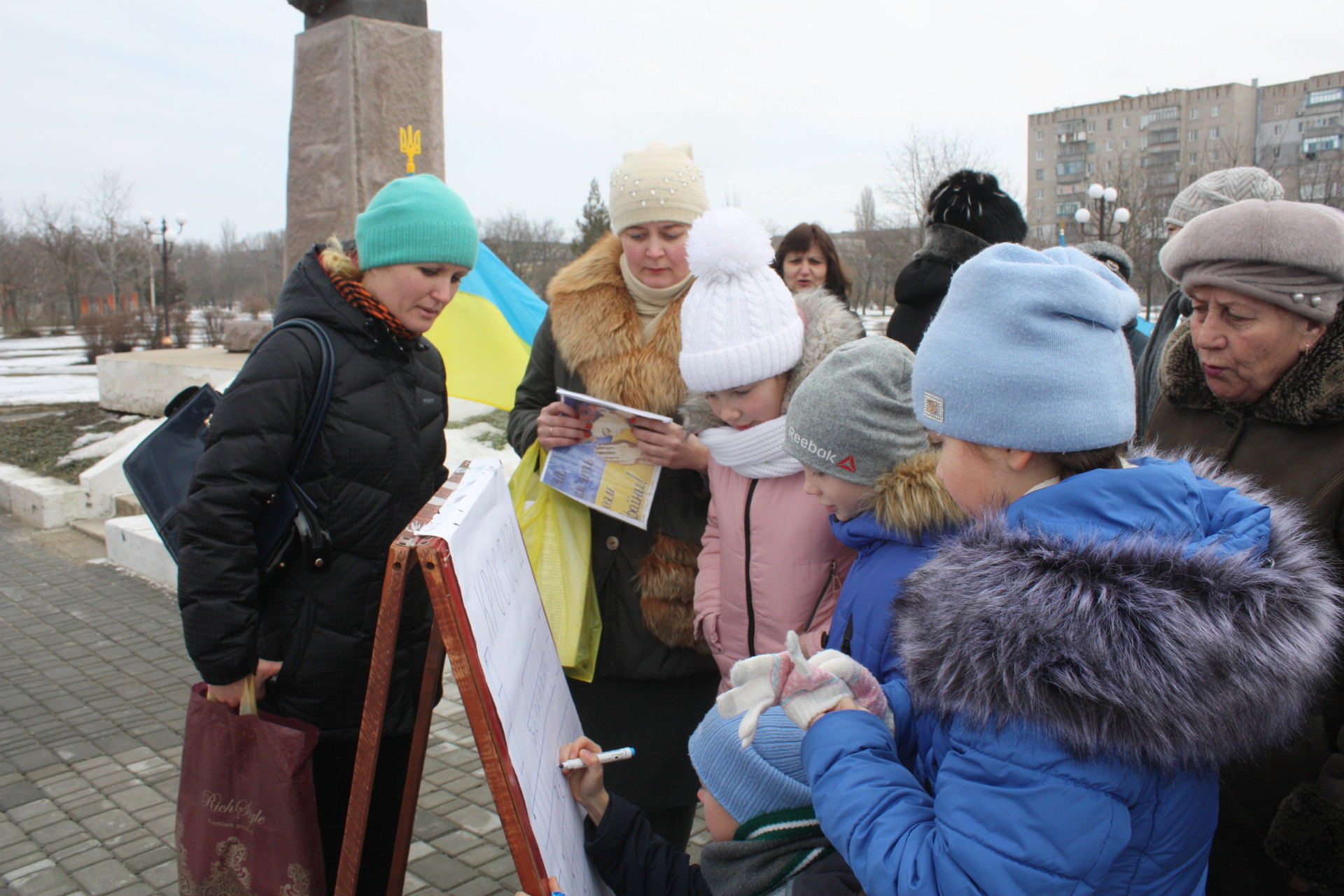 покров вшанував великого кобзаря (додано відео) - изображение 4 покров вшанував великого кобзаря (додано відео) - изображение 4