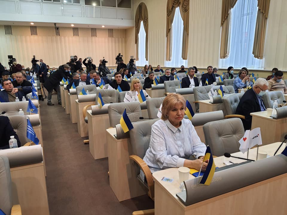 на позачерговій сесії дніпропетровської облради обговорили питання територіальної оборони - зображення 1 на позачерговій сесії дніпропетровської облради обговорили питання територіальної оборони - зображення 1