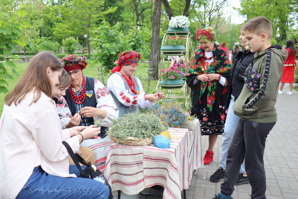у вишиванках та з україною в серці - зображення 1 у вишиванках та з україною в серці - зображення 1