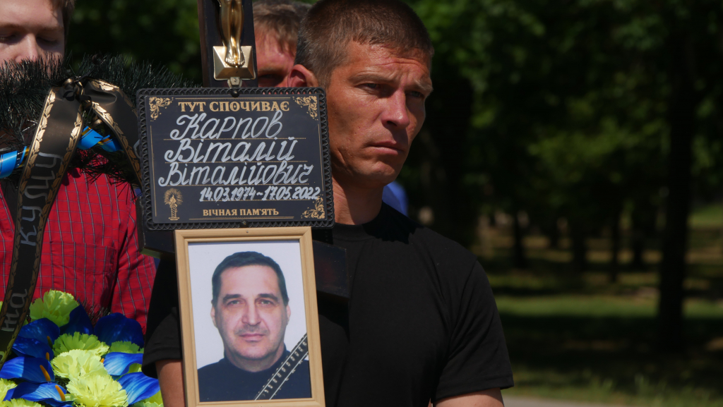 у покрові попрощалися із загиблим захисником - зображення 2 у покрові попрощалися із загиблим захисником - зображення 2