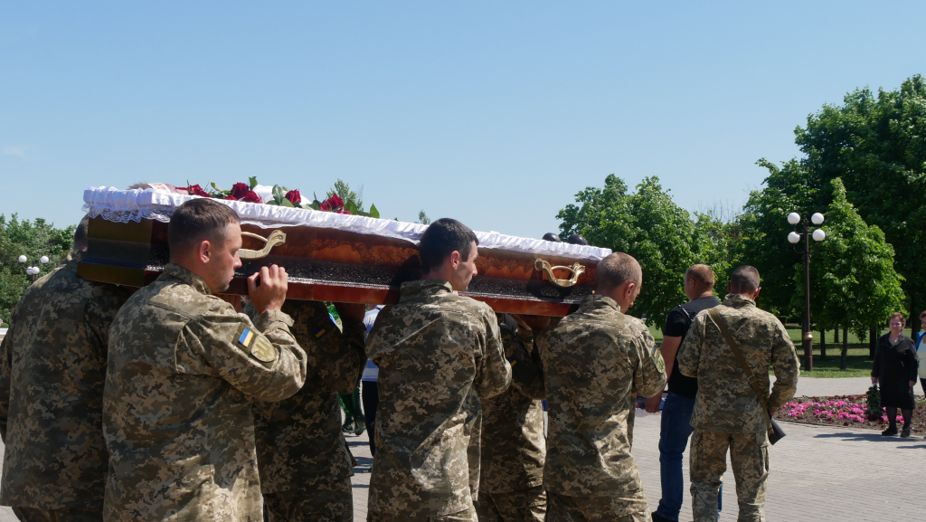 у покрові попрощалися із загиблим захисником - зображення 4 у покрові попрощалися із загиблим захисником - зображення 4