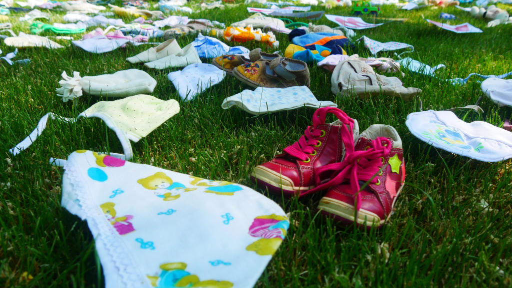 у  покрові пройшла акція памяті за дітьми, загиблими від російської агресії - зображення 2