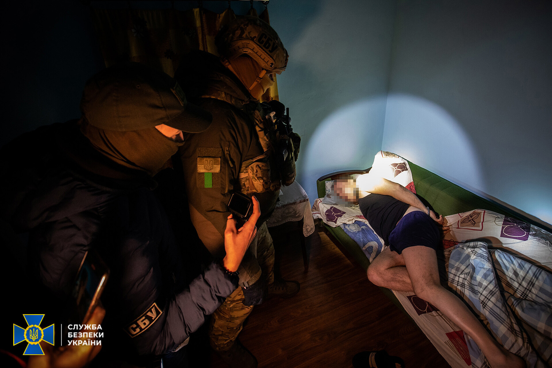 сбу знешкодила агентурну мережу російського гру, яка коригувала ракетні удари по дніпру (відео) - зображення 2