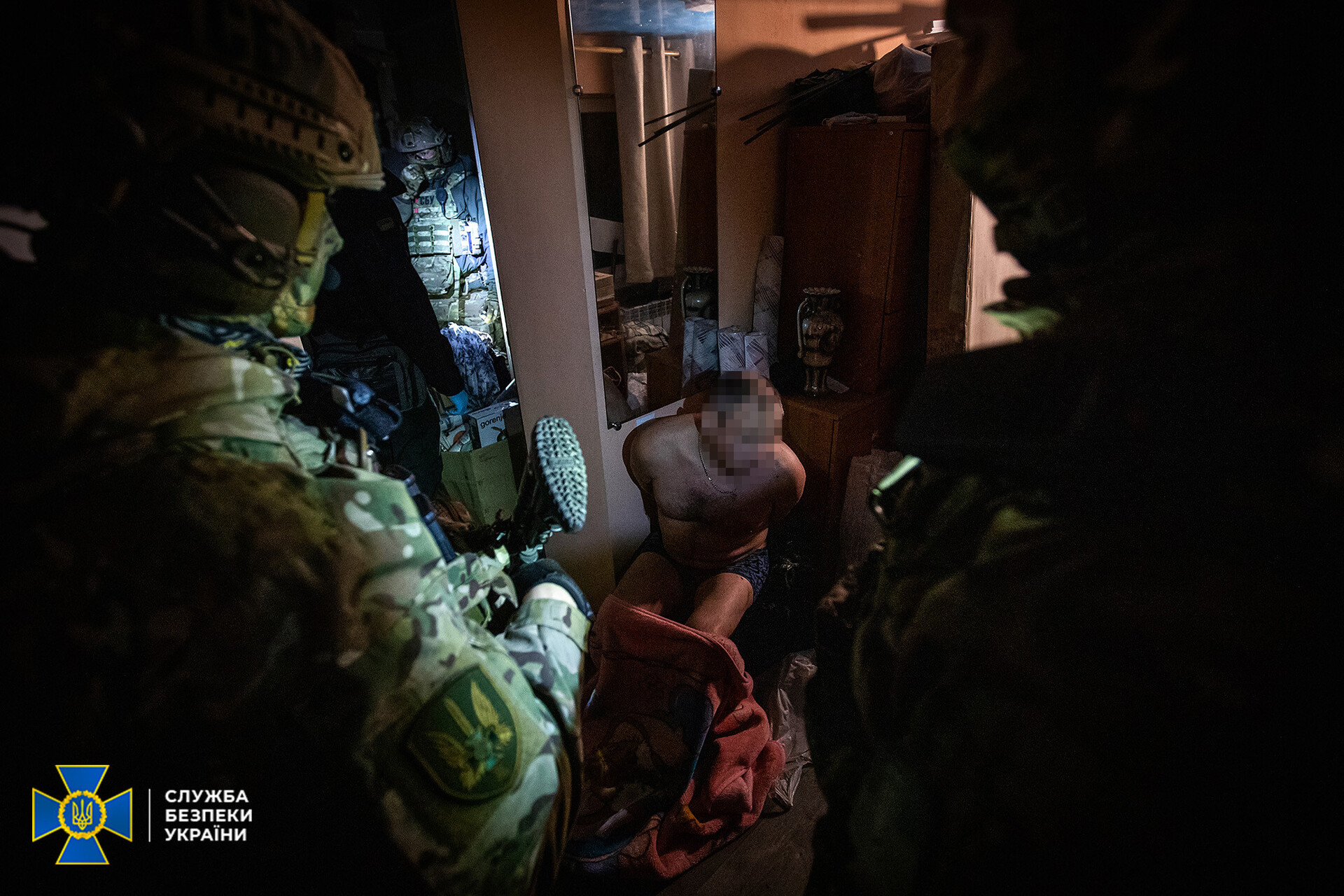 сбу знешкодила агентурну мережу російського гру, яка коригувала ракетні удари по дніпру (відео) - зображення 3